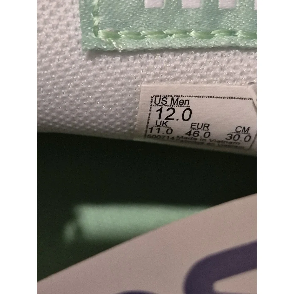 new Vans Men's size 12 skate 2 Wayvee green/gum sk8 shoes